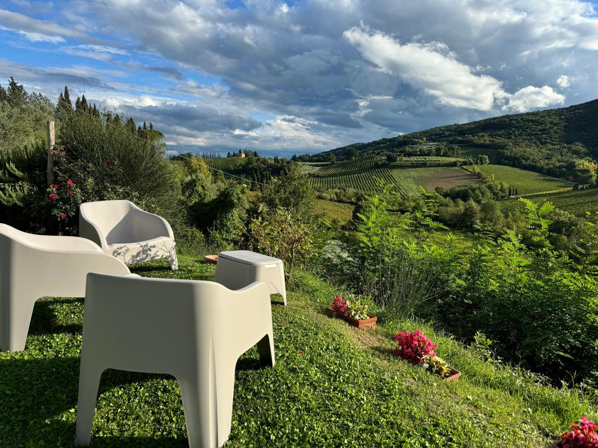 Villa Del Sole San Gimignano Esterno foto